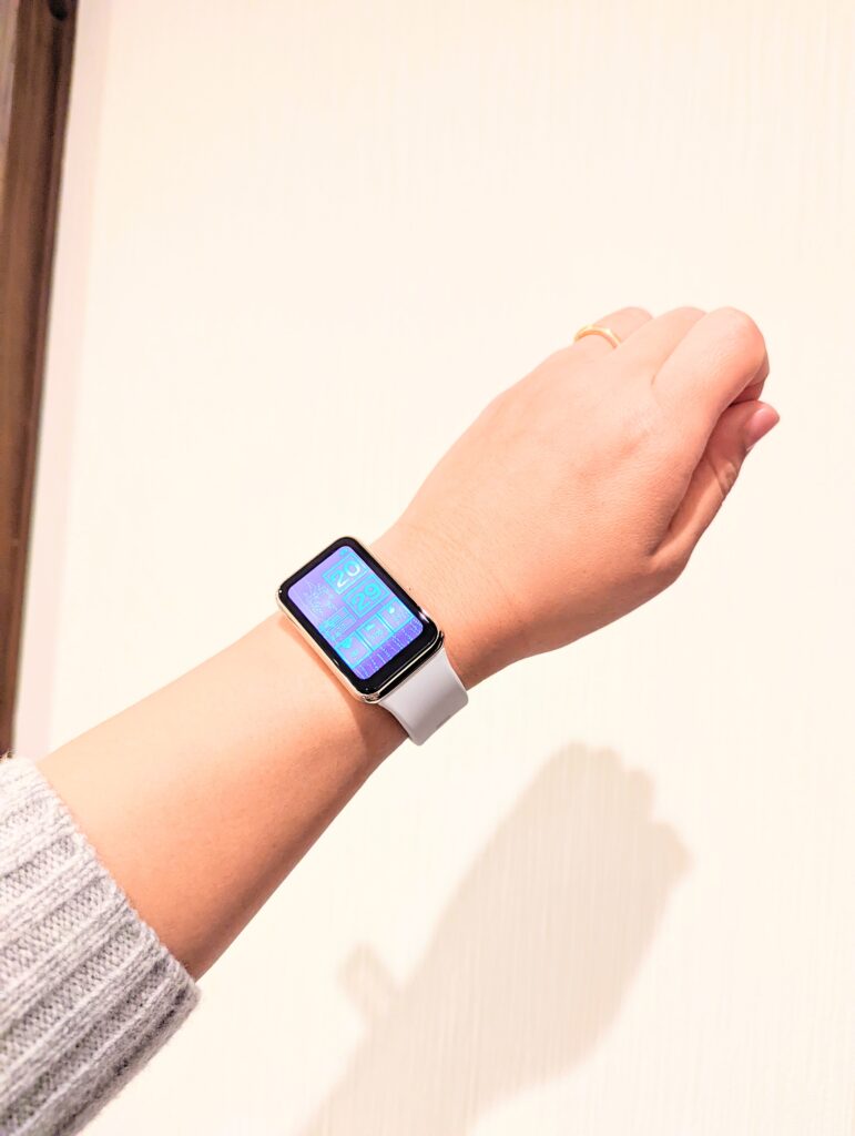 Huawei Watch fit Elegant正面から